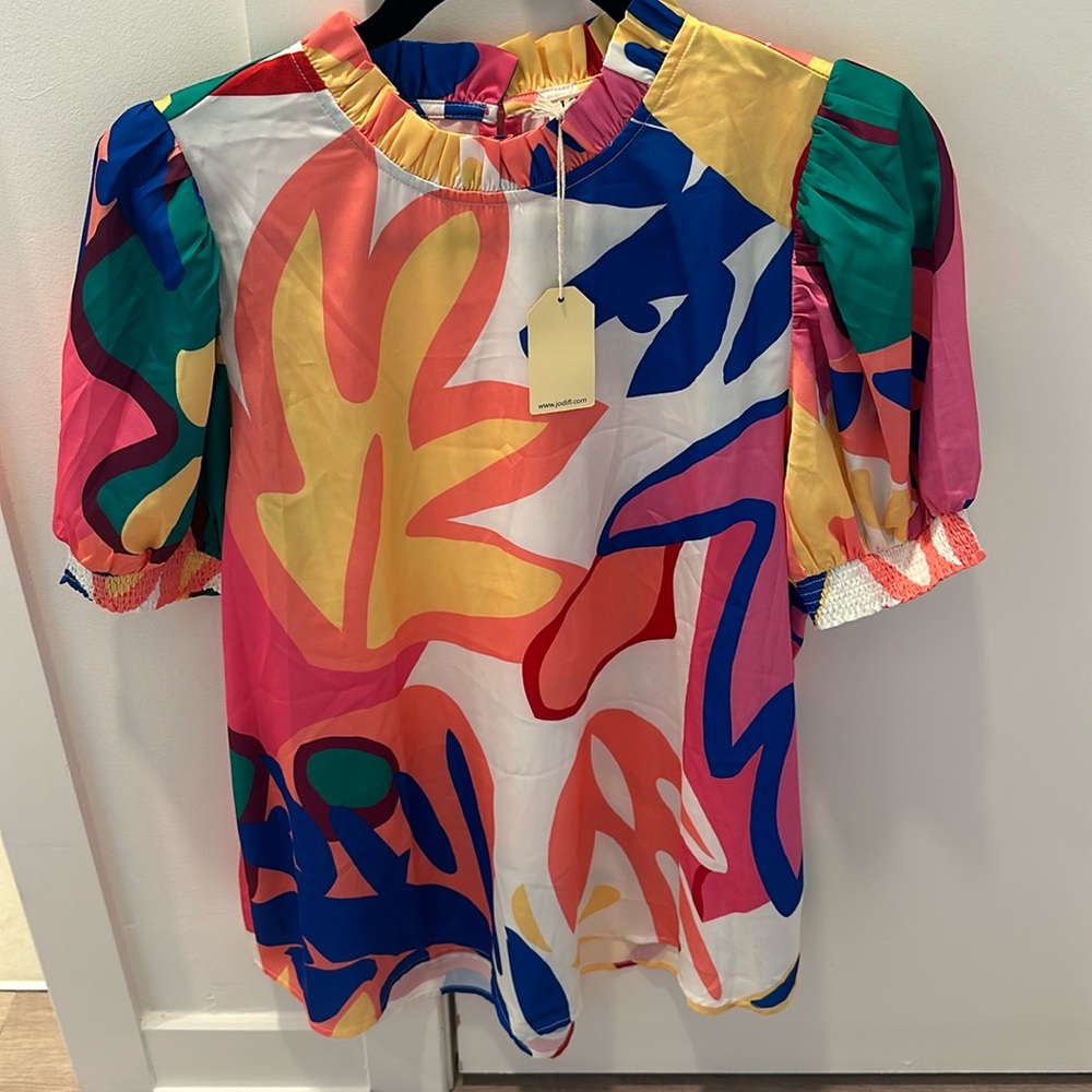JODIFL Multicolor Abstract Print Puff Sleeve Top - Pink, Blue, Yellow, Green